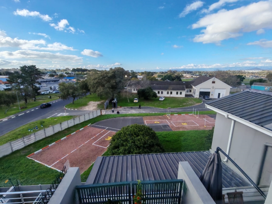 2 Bedroom Property for Sale in Durbanville Western Cape